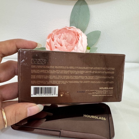 Hourglass Modernist Eye Shadow Palette-Graphite- - Picture 8 of 8